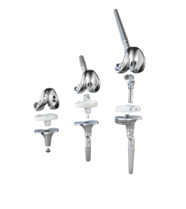 Drei verschiedene Ausführungen des BPK-S Integration Systems zeigen die modulare Bauweise, Semi-Constrained (SC) und Hinge (RH/TH) Mechanismus